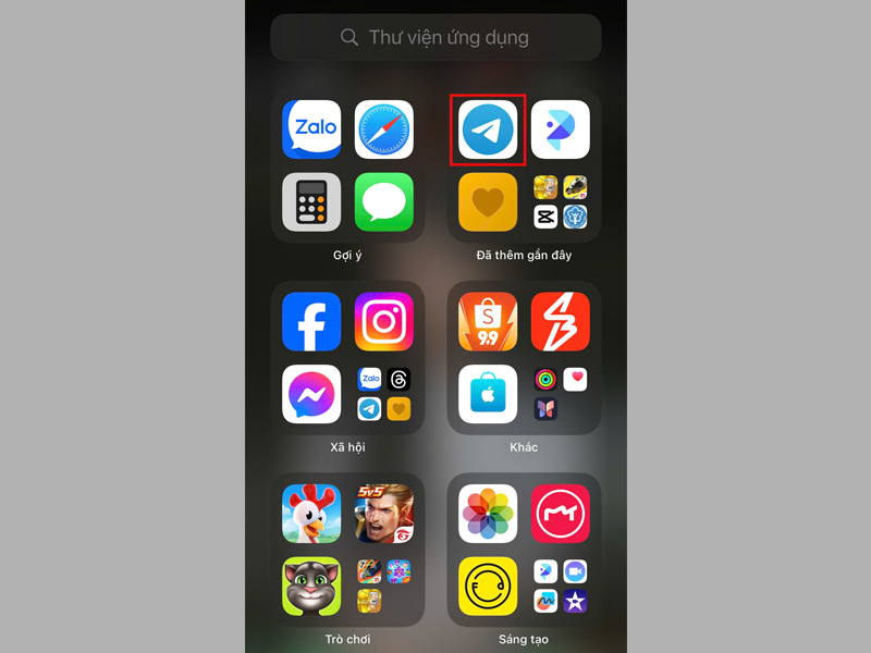 Khởi chạy ứng dụng Telegram trên điện thoại iPhone