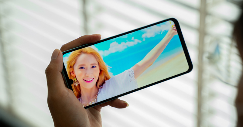 Màn hình IPS LCD 6.74 inch của Realme C51