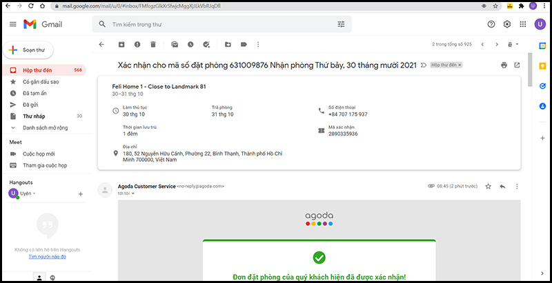 Mở mail xác nhận đặt phòng thành công trên máy tính 