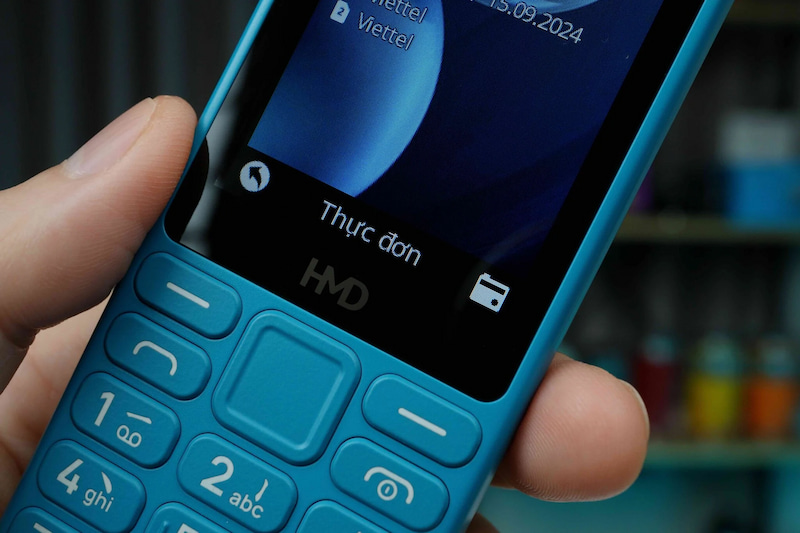 Nokia HMD 105 4G với bàn phím T9 quen thuộc