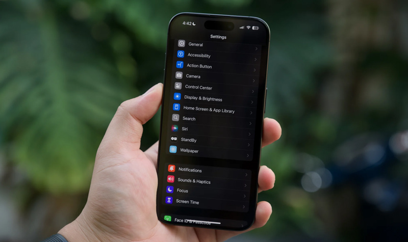 Sắp xếp lại ứng dụng Settings trên iOS 18