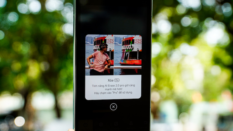 Tính năng Xóa vật thể AI Erase 2.0 Pro