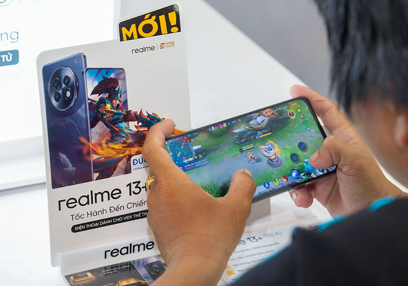 Trải nghiệm chơi game Realme 13+ 5G 