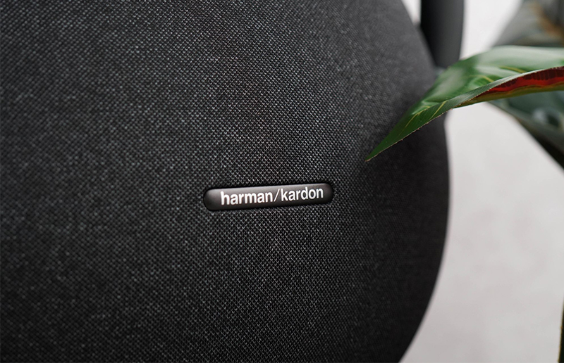 Harman Kardon là thương hiệu điện tử cao cấp và nổi tiếng của Mỹ