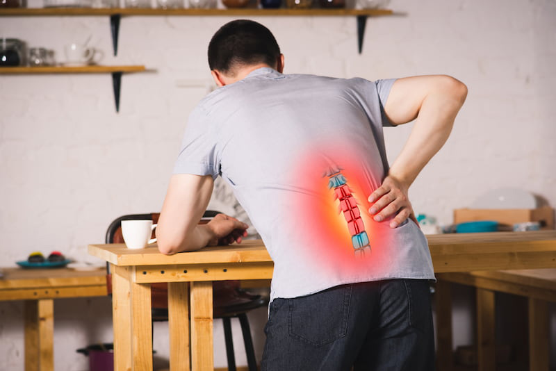 Bệnh thoát vị đĩa đệm gây đau lưng kéo dài