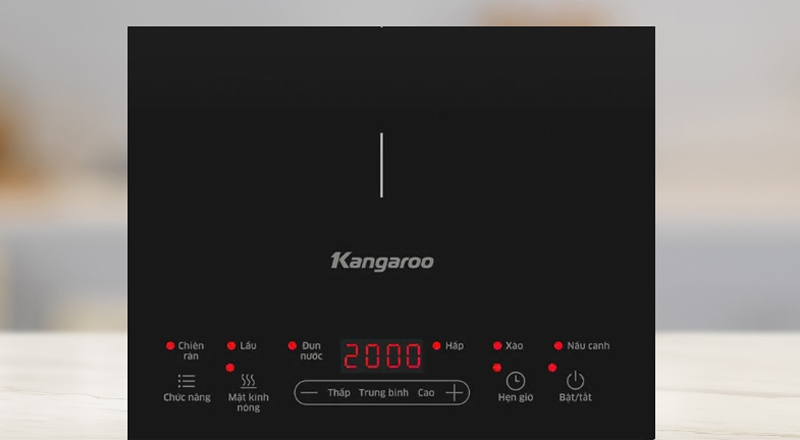 Bếp từ Kangaroo được trang bị mặt kính chịu nhiệt, chống xước