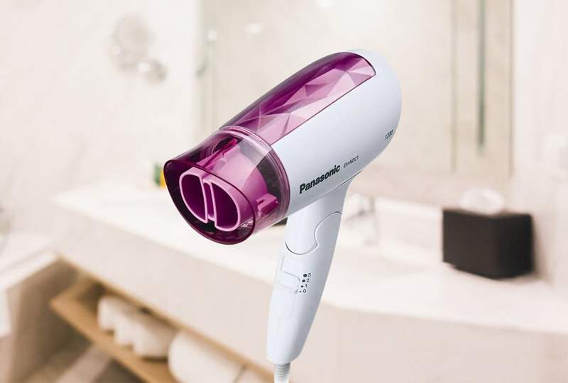 Máy sấy tóc Panasonic EH-ND21-P645 1200W có vẻ đẹp hiện đại