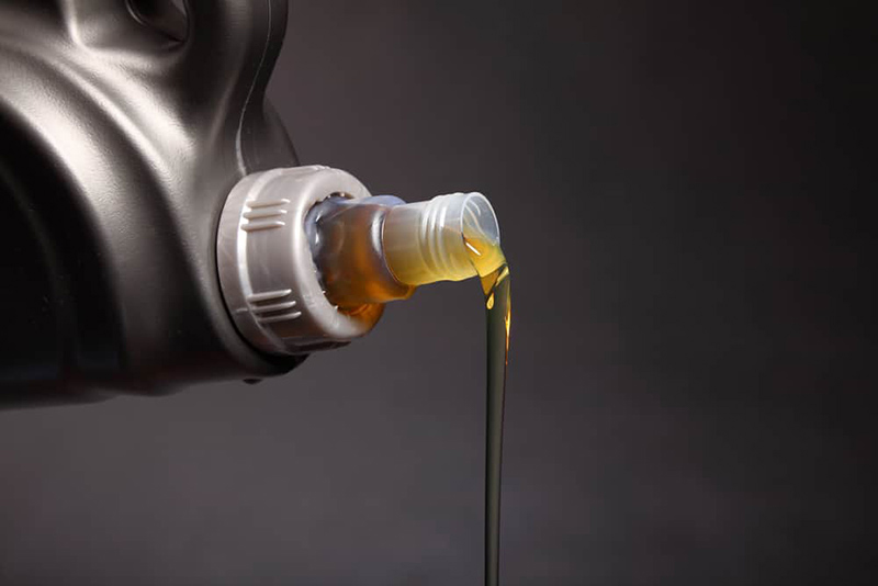 Sử dụng dầu nào tra vào quạt điện?