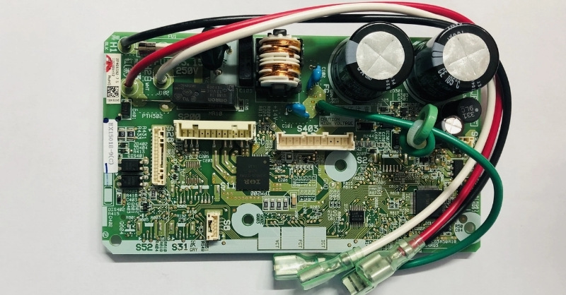 Hỏng bo mạch điều khiển khiến máy lạnh Daikin báo lỗi H0