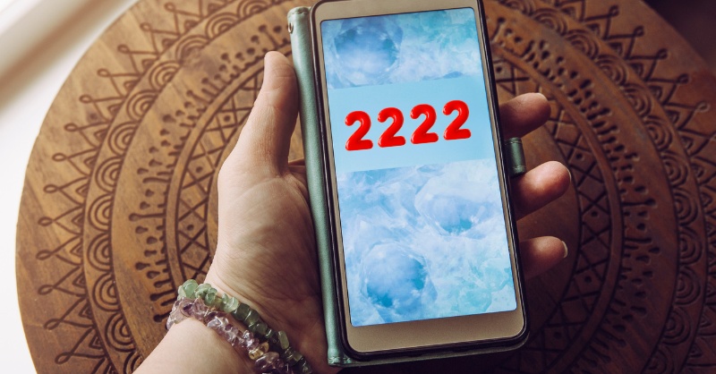 2222 là sự lặp lại của số 2 bốn lần