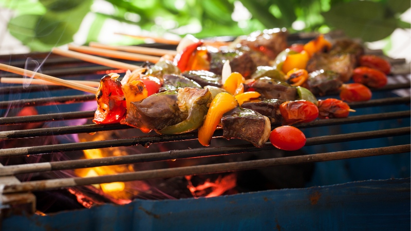 BBQ là lựa chọn hoàn hảo cho bữa tối cắm trại qua đêm