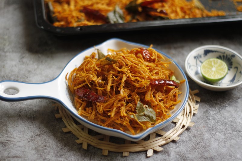 Thịt gà xé khô hấp dẫn