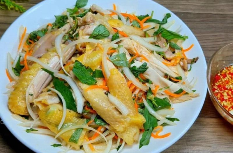 Gỏi gà xé phay