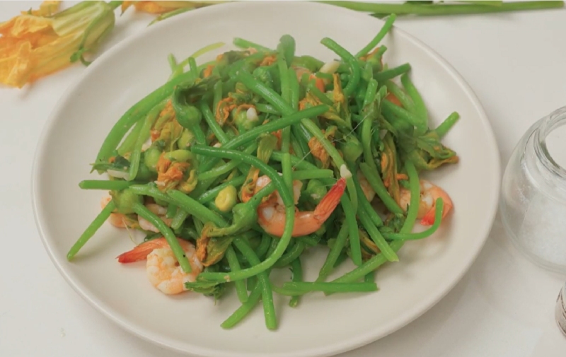 Bông bí xào tôm hoàn thành