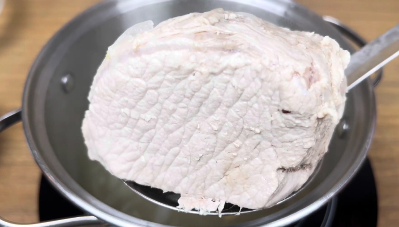 Thịt đã được luộc chín