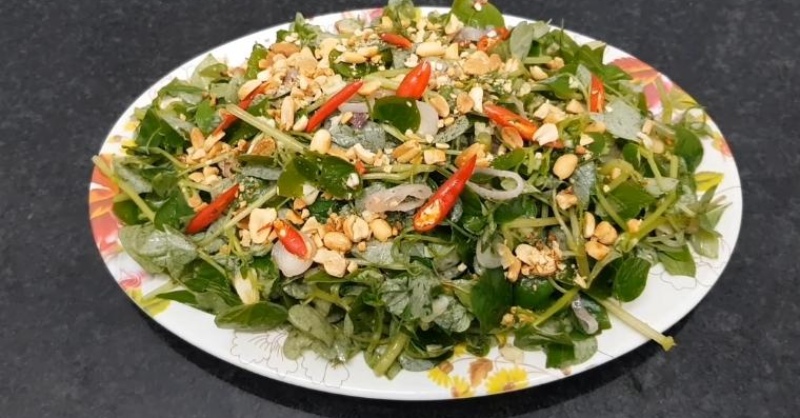 Món gỏi càng cua với tôm cực hấp dẫn