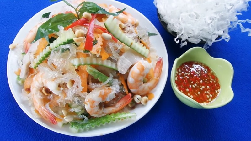 Món gỏi rau câu tôm thịt lạ miệng
