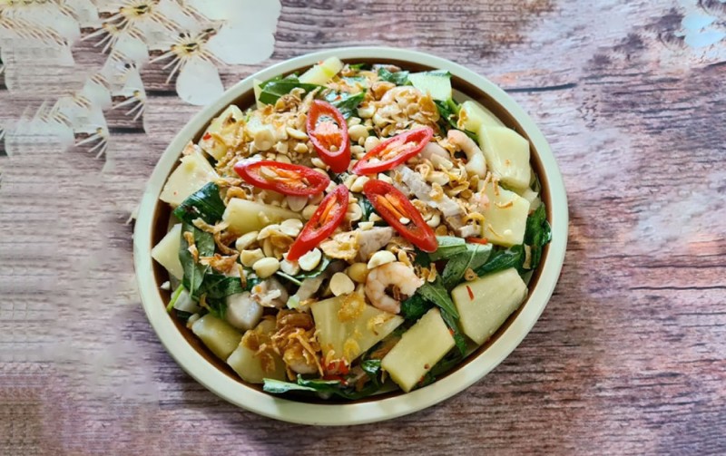 Món gỏi sake tôm thịt cay nồng