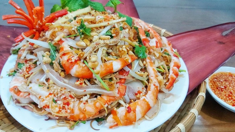 Món gỏi bắp chuối tôm thịt ngon