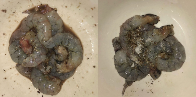 Lột vỏ tôm và tẩm gia vị chuẩn bị chiên