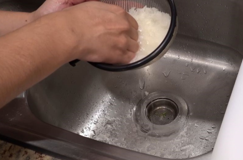 Vắt ráo nước củ mài