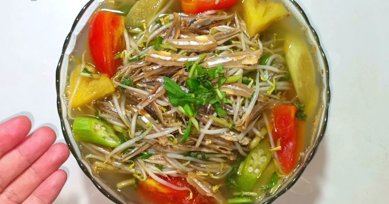 Thành phẩm món canh chua cá cơm khô