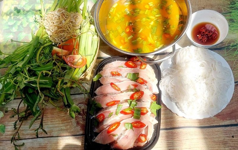 Chọn nguyên liệu tươi ngon làm lẩu cá chép