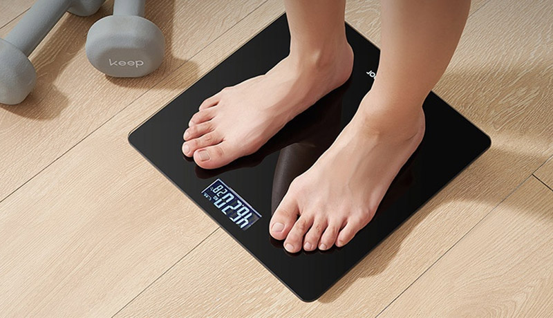 Cân sức khỏe gửi gắm lời chúc sống khỏe, sống vui vào ngày Tết  