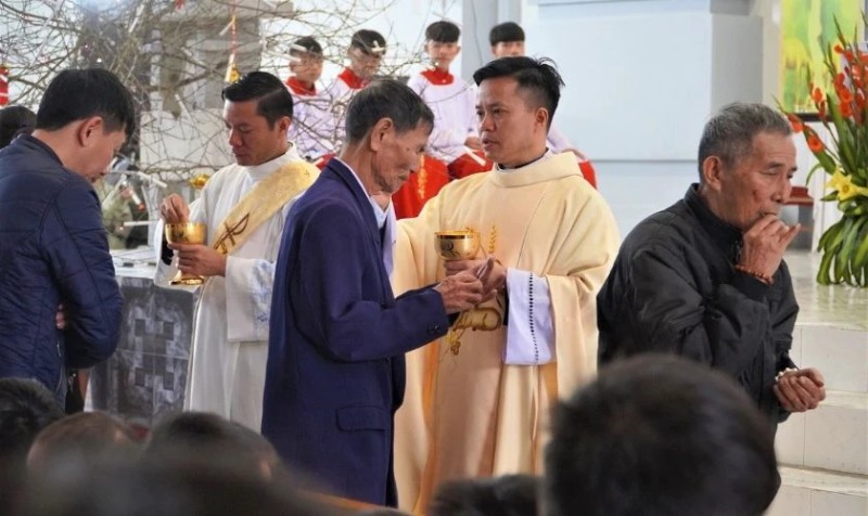 Những lời chúc Tết cha xứ ý nghĩa nhất