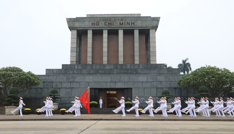 Lăng Chủ tịch Hồ Chí Minh