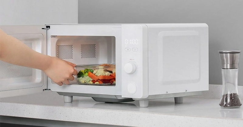 Lò vi sóng tiết kiệm thời gian cho người nội trợ 