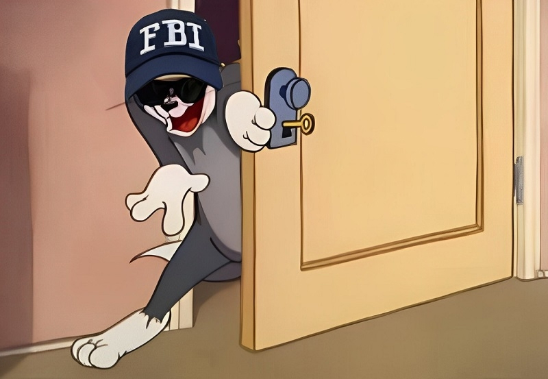 Chú mèo Tom hóa thân thành FBI