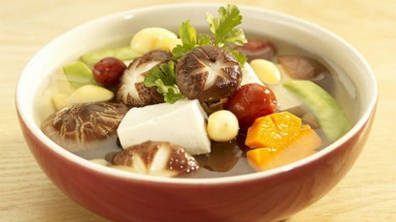 Canh nấm thanh mát