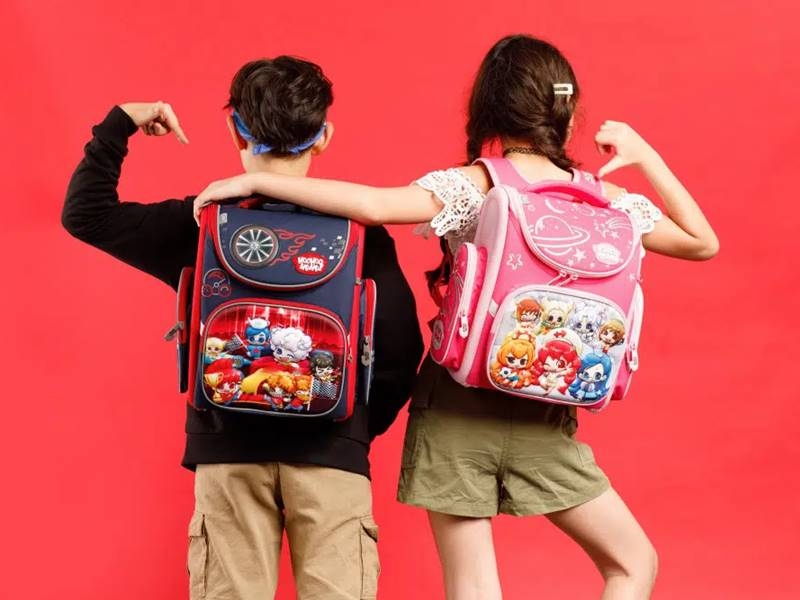 Tặng túi xách, cặp, balo cho bé dịp Tết