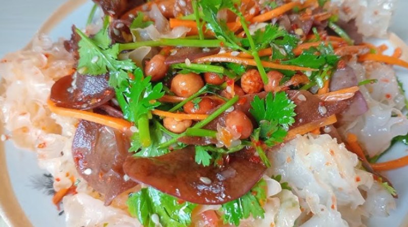 Món gỏi nấm tuyết chay thơm ngon