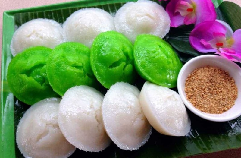 Bánh bò món tráng miệng truyền thống