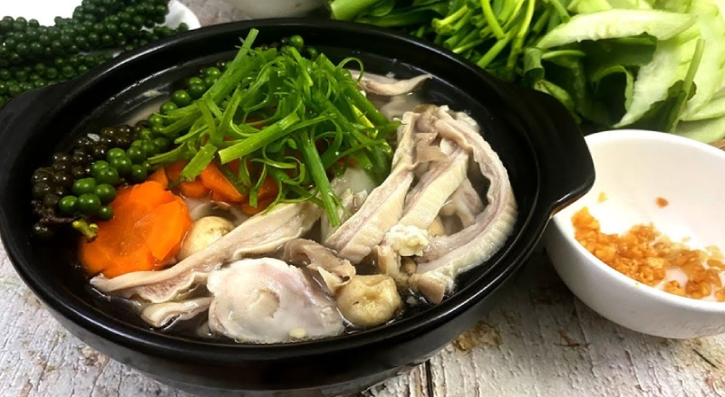 Bao tử heo hầm tiêu bắt mắt