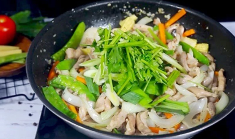 Bao tử heo xào thập cẩm hài hòa