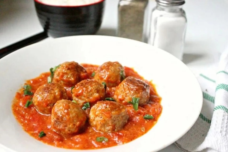 Bò viên sốt chua ngọt