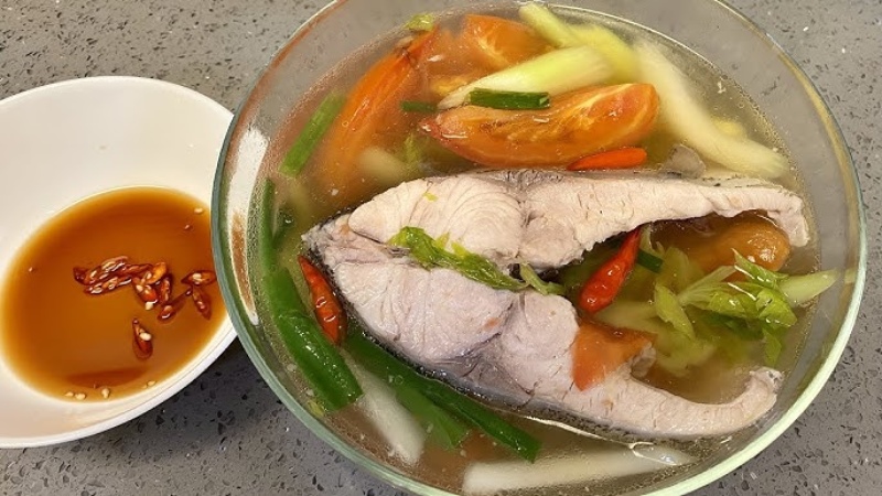 Cá cam nấu canh chua chua ngọt dễ ăn, món cá cam giải nhiệt