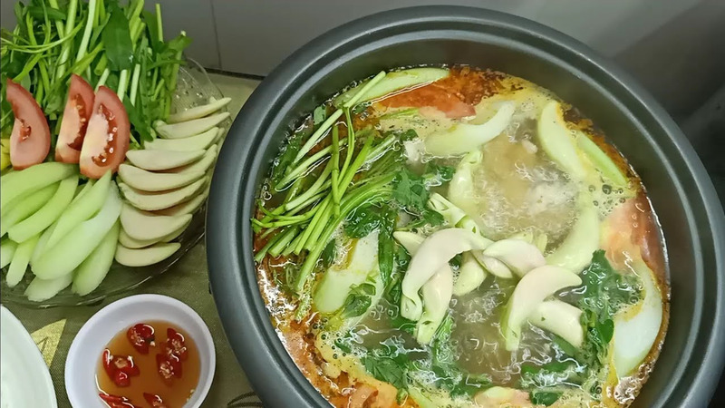 Nồi lẩu cá chẽm