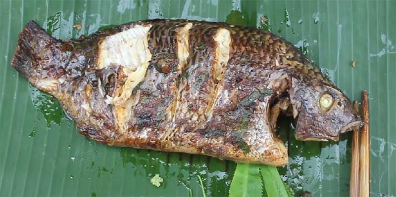 Cá rô đồng nướng lá chuối