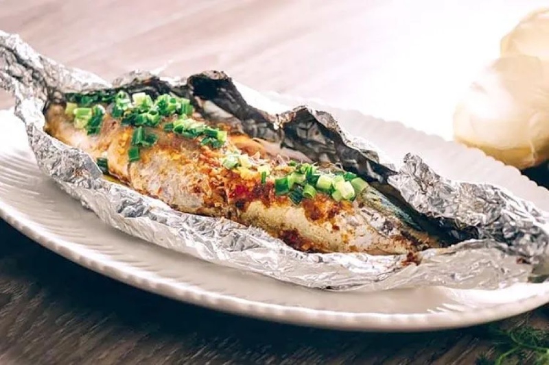 Cá tầm nướng giấy bạc