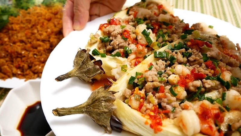 Cà tím sốt tôm thịt