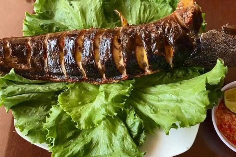 Cá trê nướng riềng mẻ