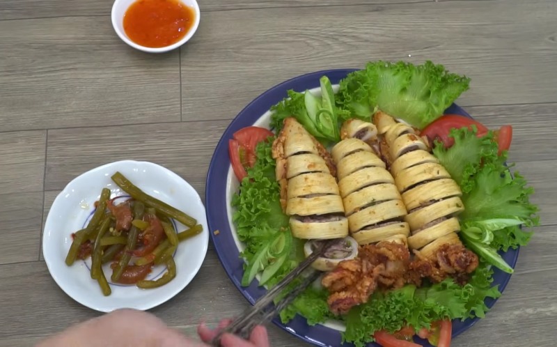 Thành phẩm mực nhồi thịt chiên