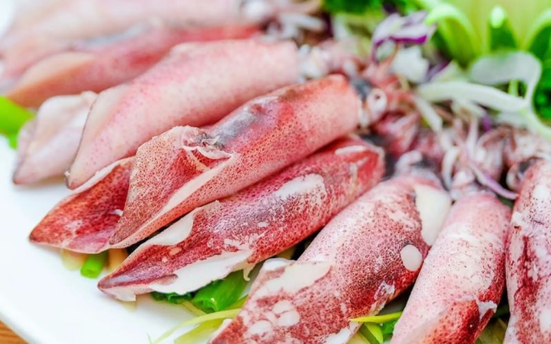 Các con mực trứng tươi