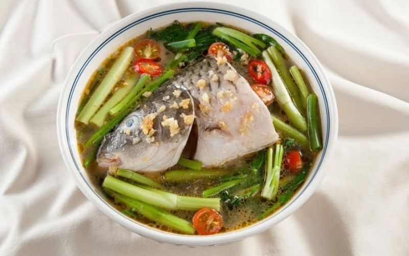 Tô canh chua cá chép giòn hấp dẫn, trọn vị