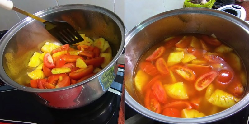 Xào sơ nguyên liệu cà chua và thơm