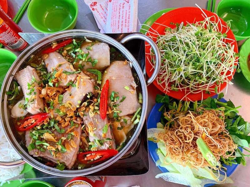 Lẩu cá đuối lá giang
